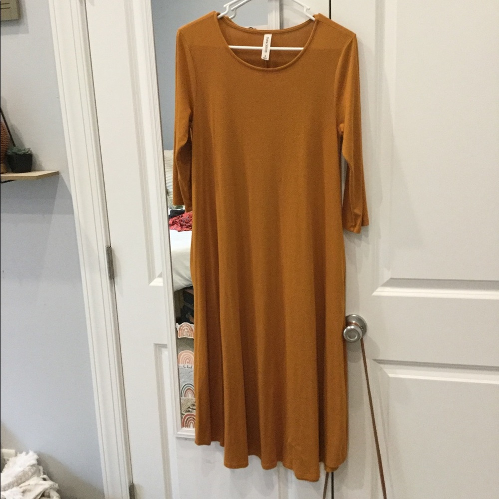 Women’s dress